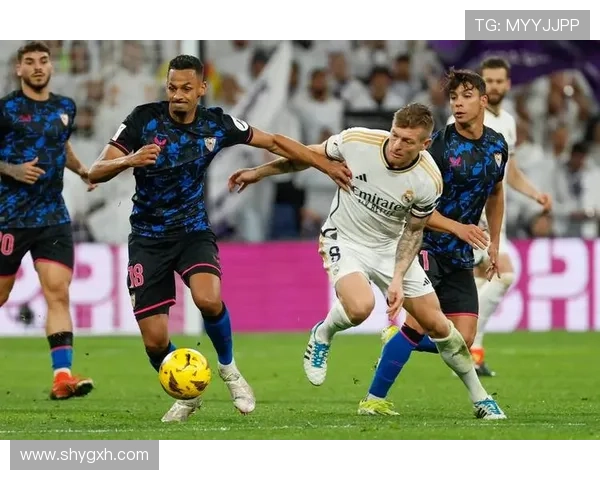 塞维利亚足球俱乐部历史辉煌与现状分析以及未来发展展望