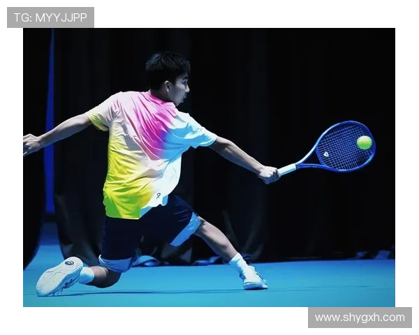 网球赛事新星崛起 年轻选手在国际赛场大放异彩 引领未来竞技潮流